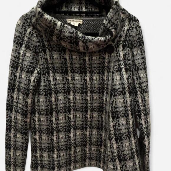 Christian Siriano Sweaters - Christian Siriano black and grey wool blend sweater #winterknits